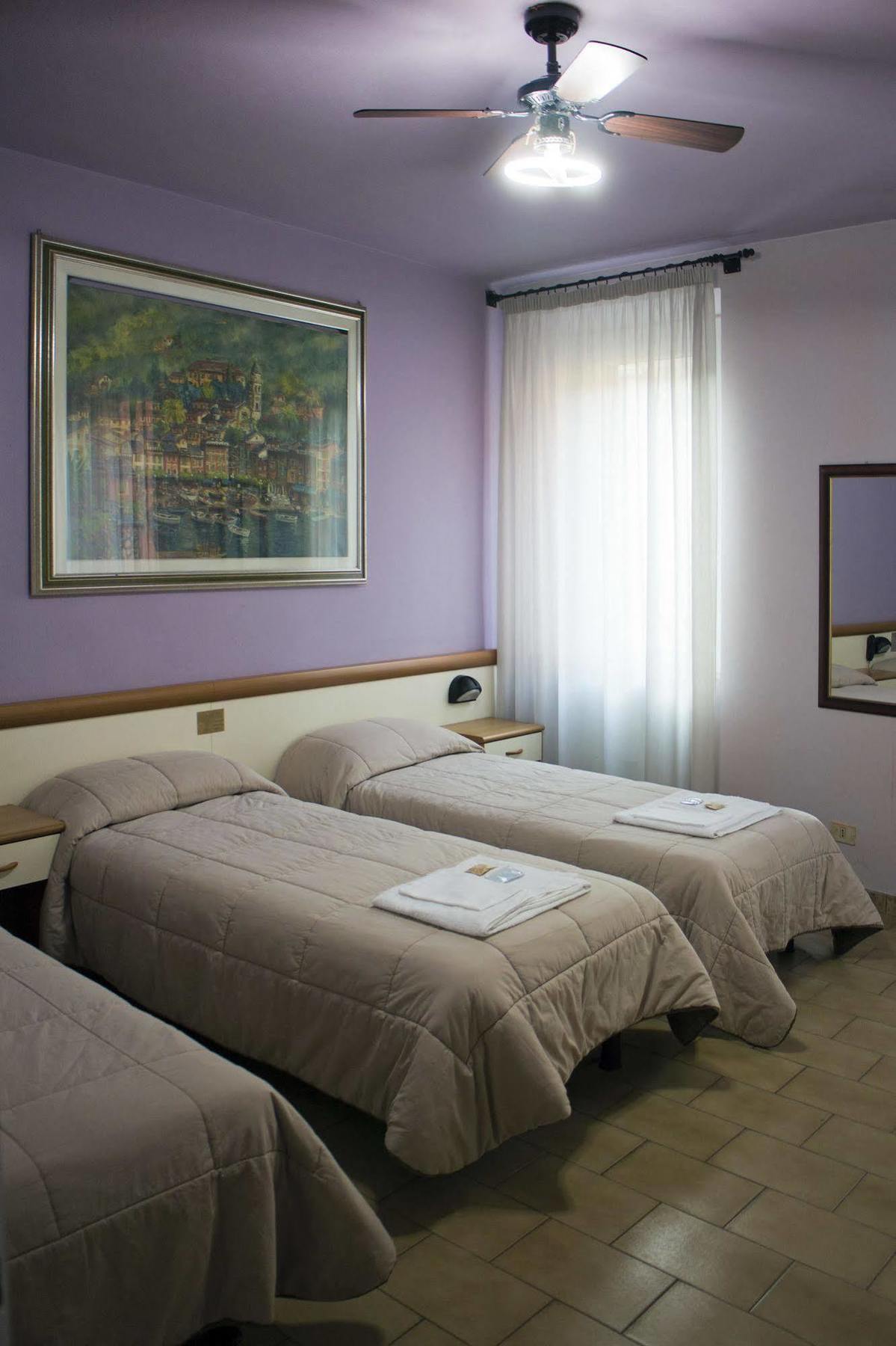 Hotel Saint Lorenz เรจโจเอมิเลีย ภายนอก รูปภาพ